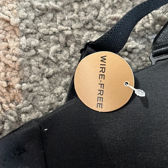 NWT Wacoal Black 34D Strapless Bra Wire Free Adjustable Straps Halter Regular - Picture 3 of 10